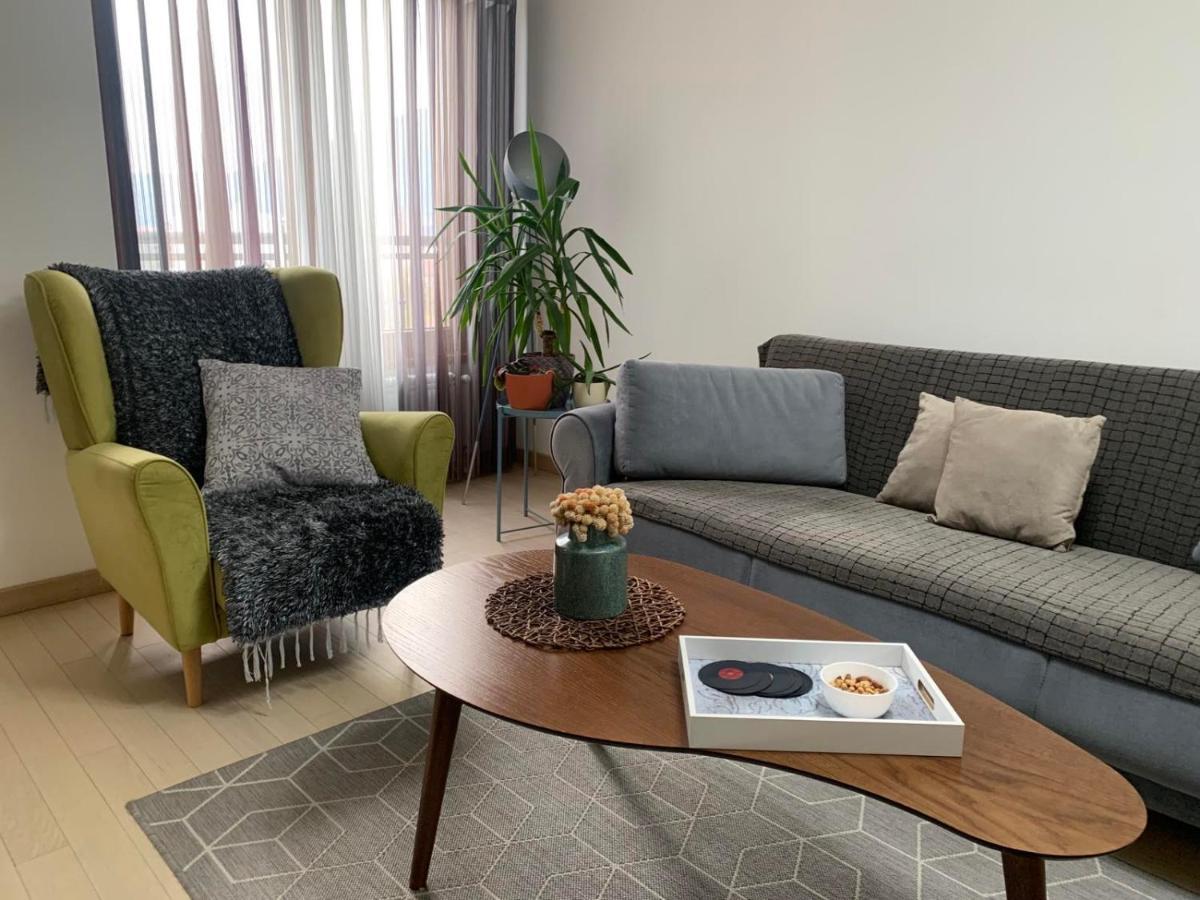 Modern Flatiron Apartment, Skopje Center Экстерьер фото